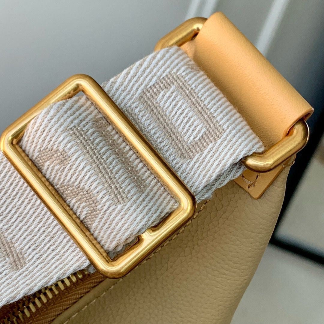 SAC LOUIS VUITTON HOBO CARGO