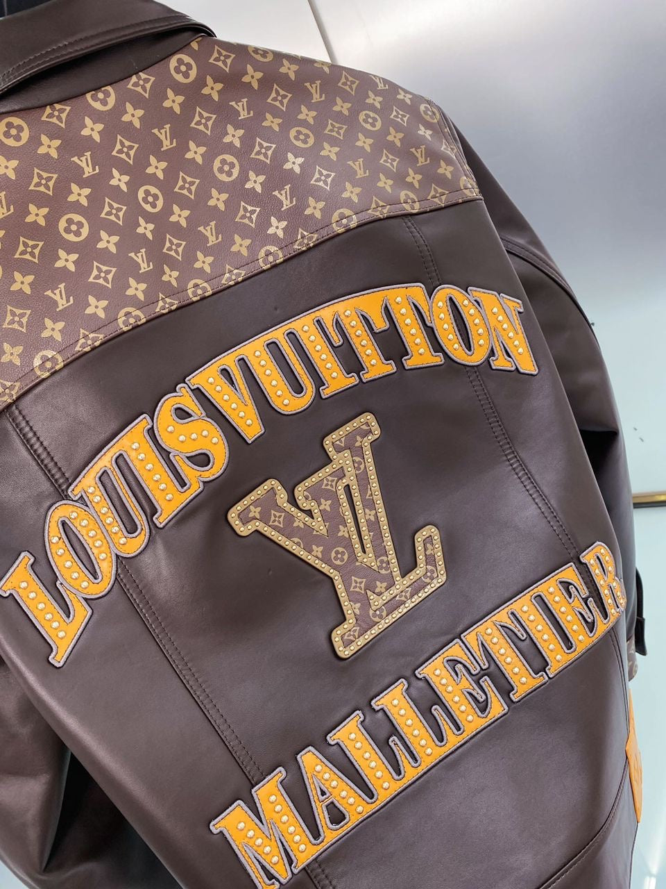 VESTE LOUIS VUITTON MALLETIER