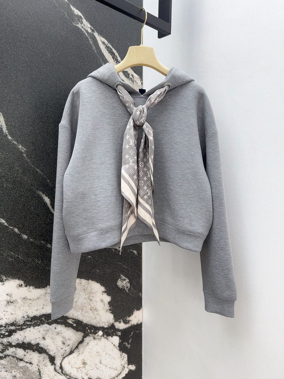 SWEAT FOULARD LOUIS VUITTON GRIS