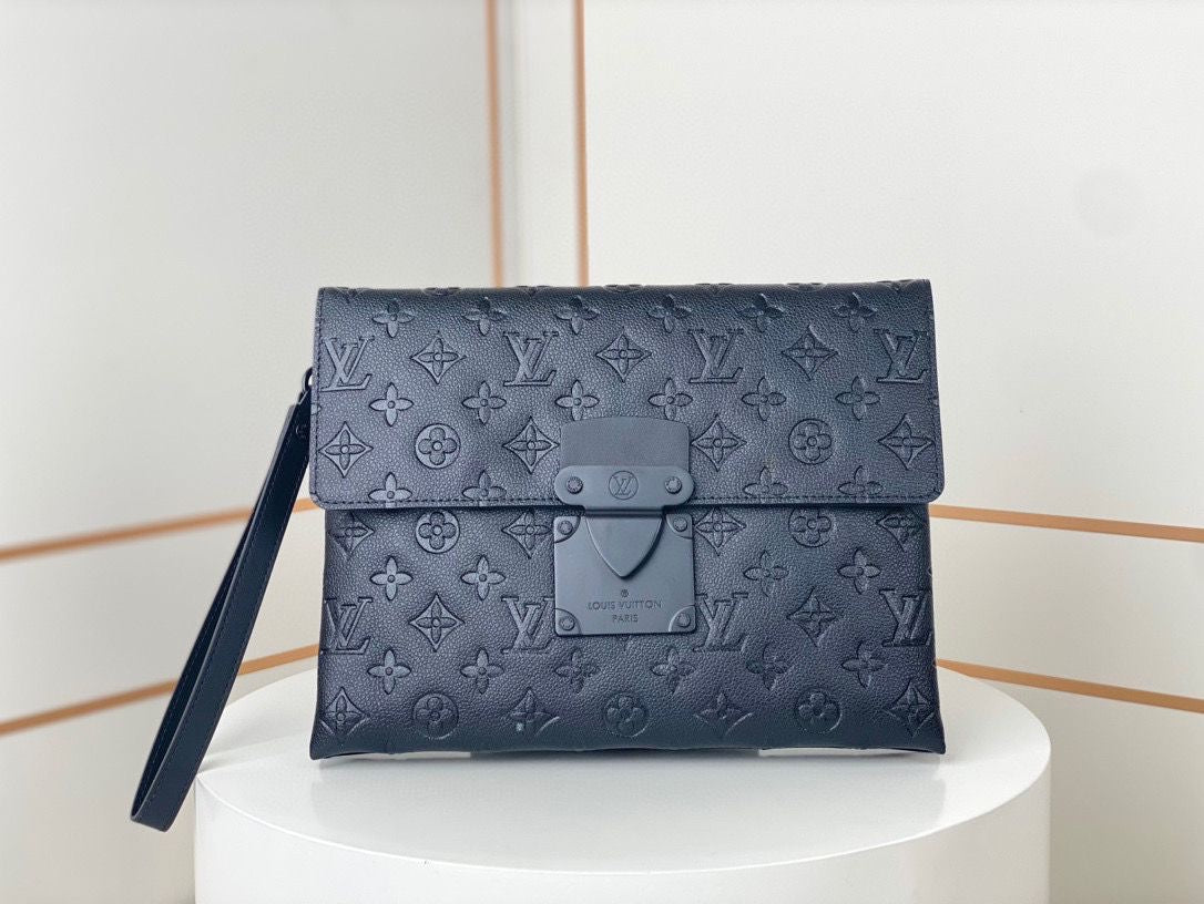 POCHETTE LOUIS VUITTON BLACK SHADOW