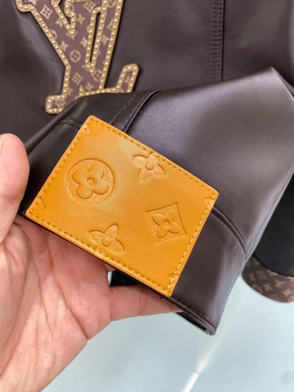 VESTE LOUIS VUITTON MALLETIER