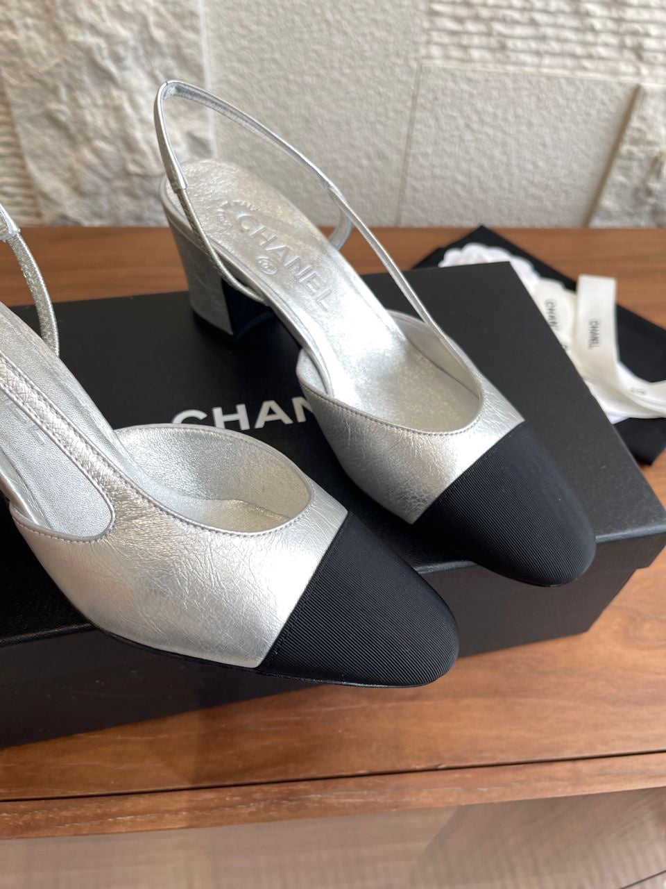 Escarpins Slingback Chanel Argent