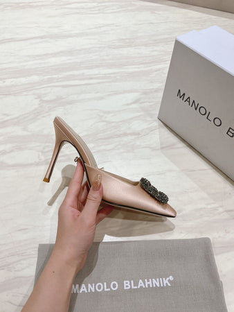 Talons Malono Blahnik Beige