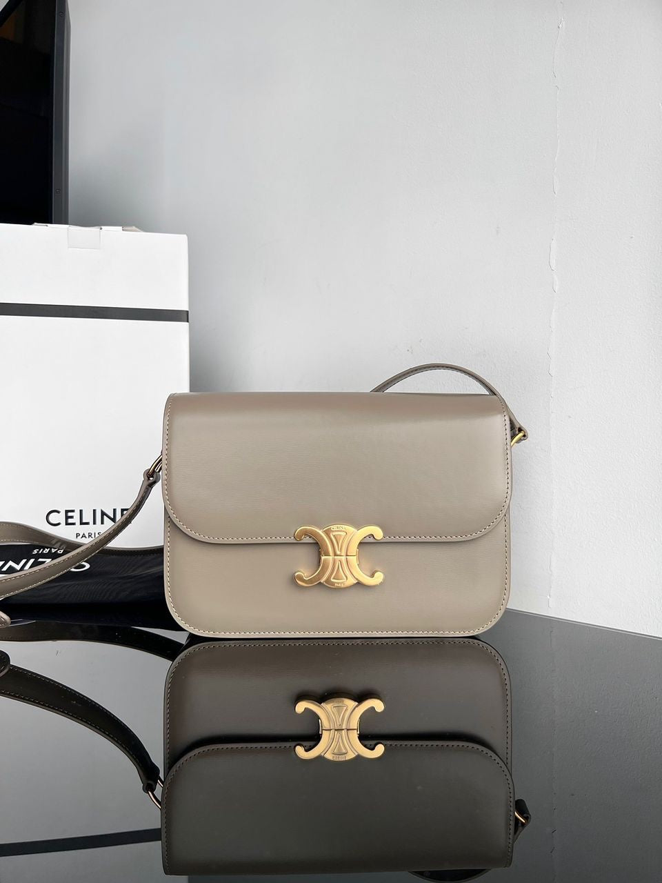 Sac Céline Triomphe Beige