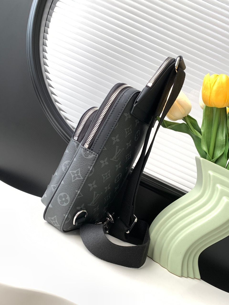 SACOCHE ÉPAULE LOUIS VUITTON