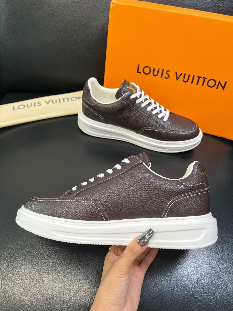 SNEAKERS LOUIS VUITTON MARRON