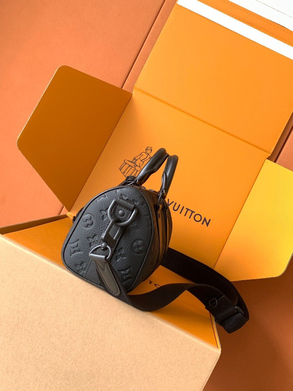 SACOCHE LOUIS VUITTON CITY KEEPALL NOIR