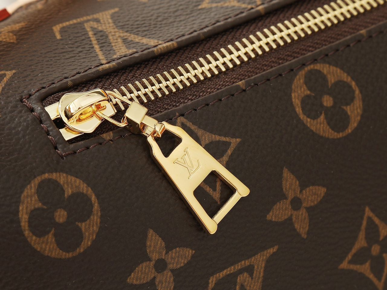 SACOCHE LOUIS VUITTON BUMBAG