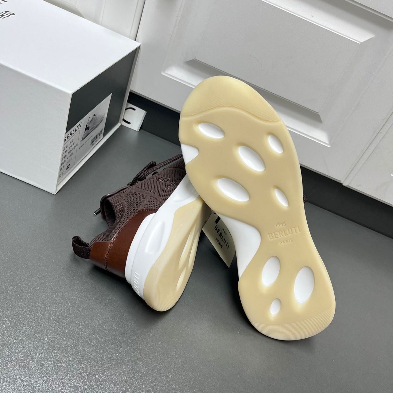 SNEAKERS BERLUTI MARRON