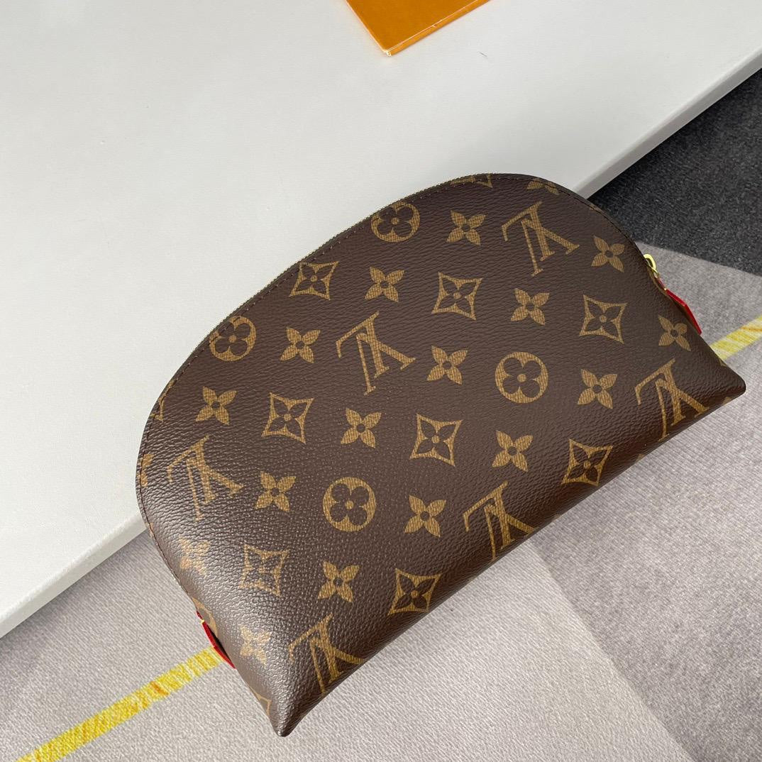 Pochette Louis Vuitton Cosmétiques Mm