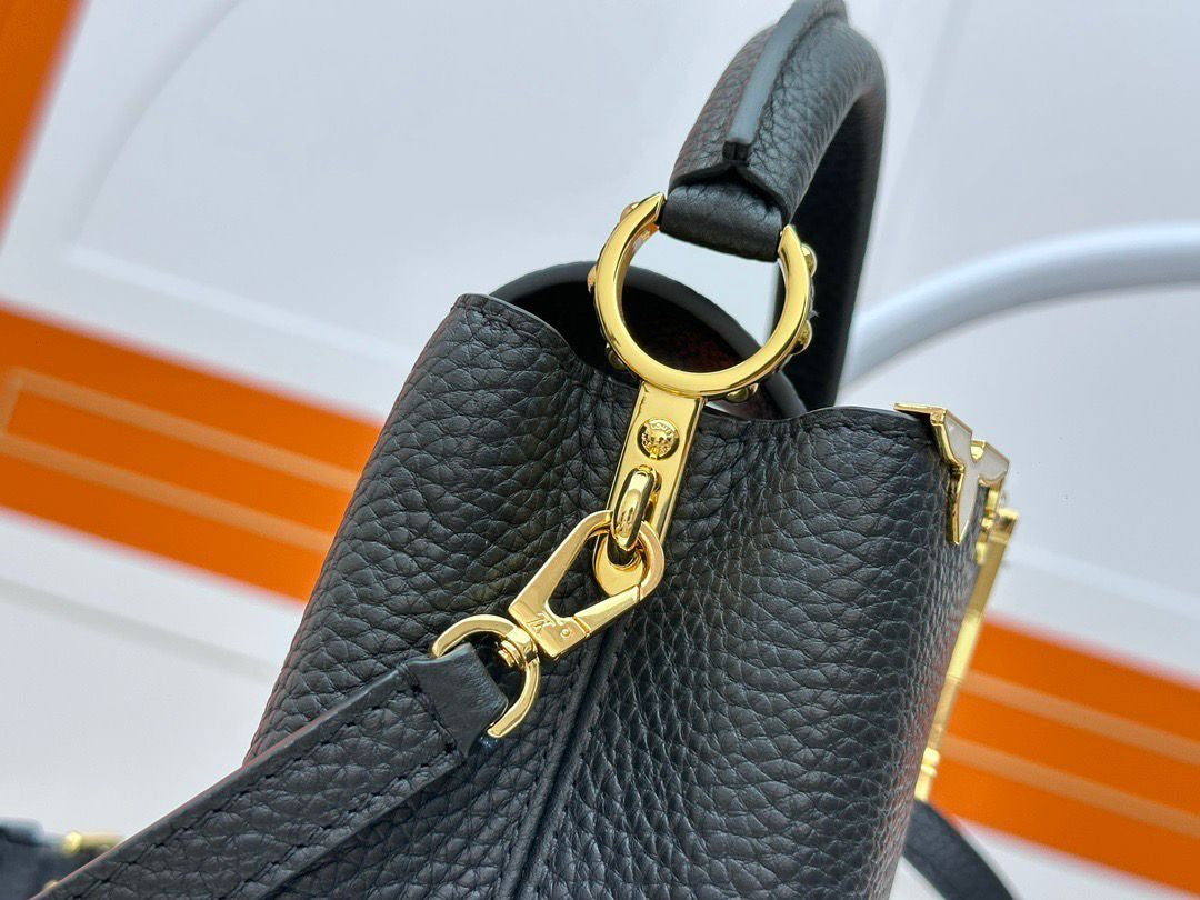 Sac A Main Louis Vuitton Capucines Noir