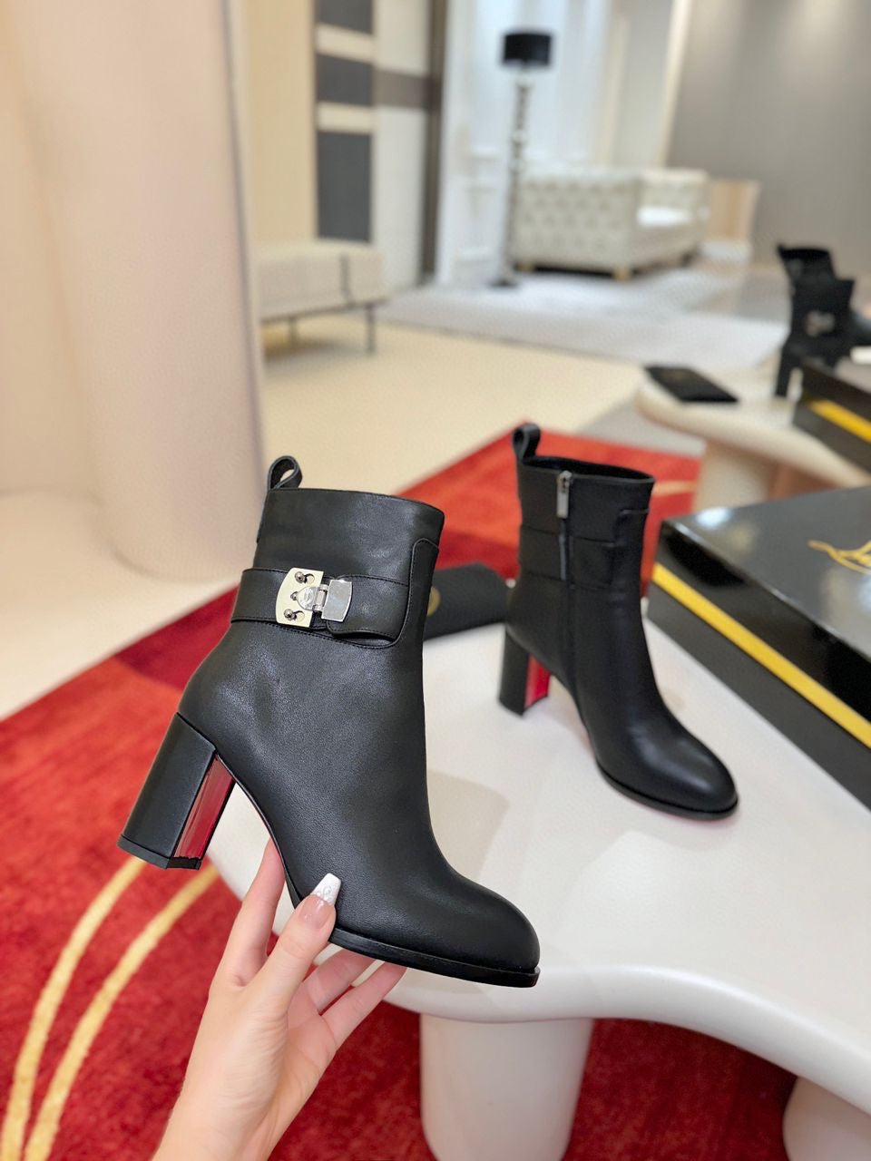 Bottines Louboutin Lock Noir
