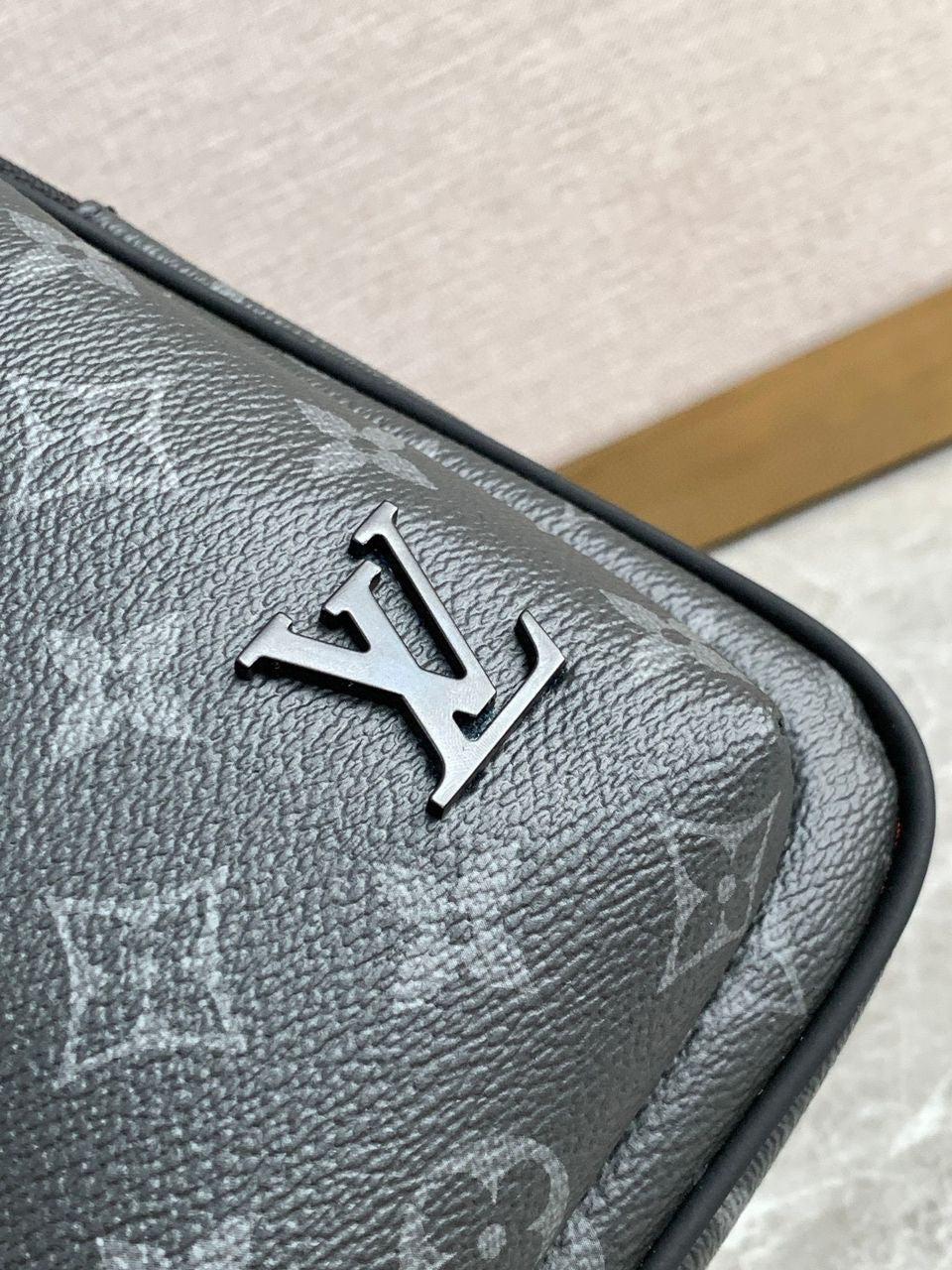 SACOCHE ÉPAULE LOUIS VUITTON