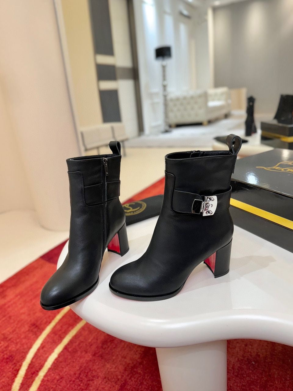 Bottines Louboutin Lock Noir