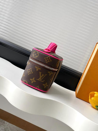Sac Louis Vuitton Vanity Nano Rose