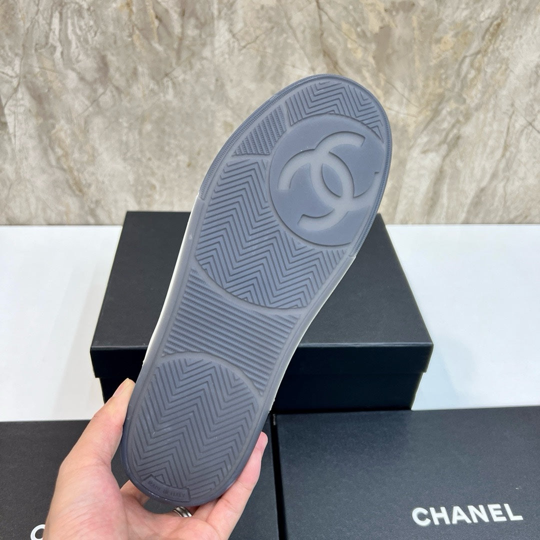 SNEAKERS CHANEL