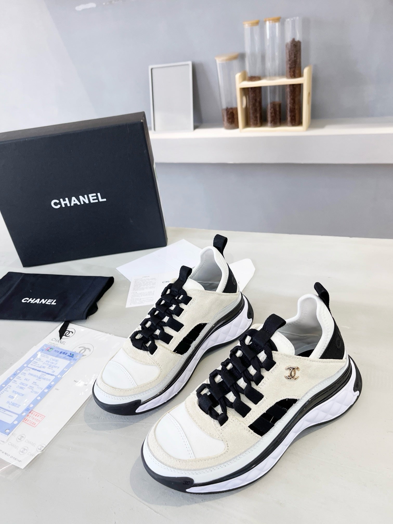 SNEAKERS CHANEL CRÈME