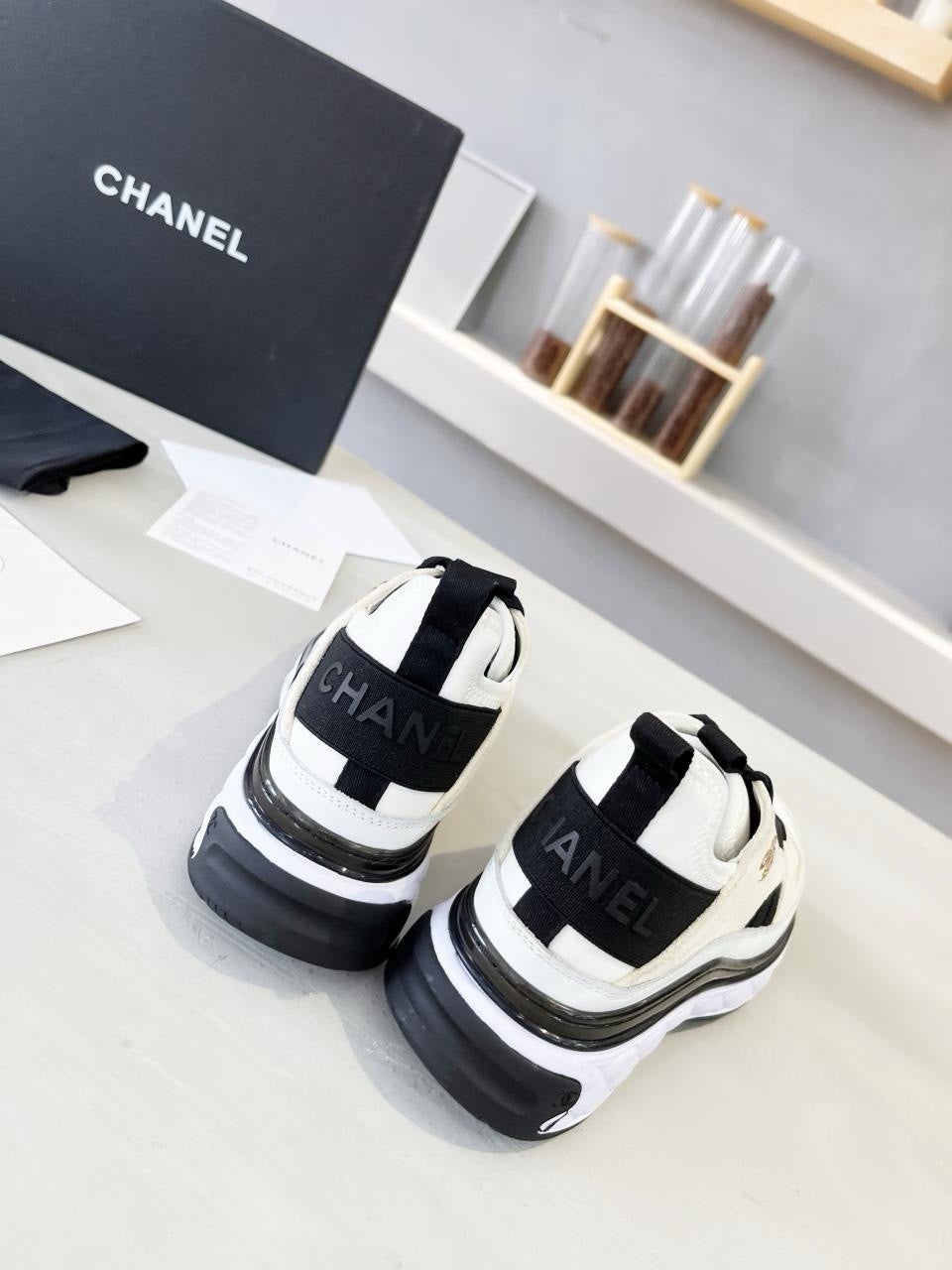 SNEAKERS CHANEL CRÈME