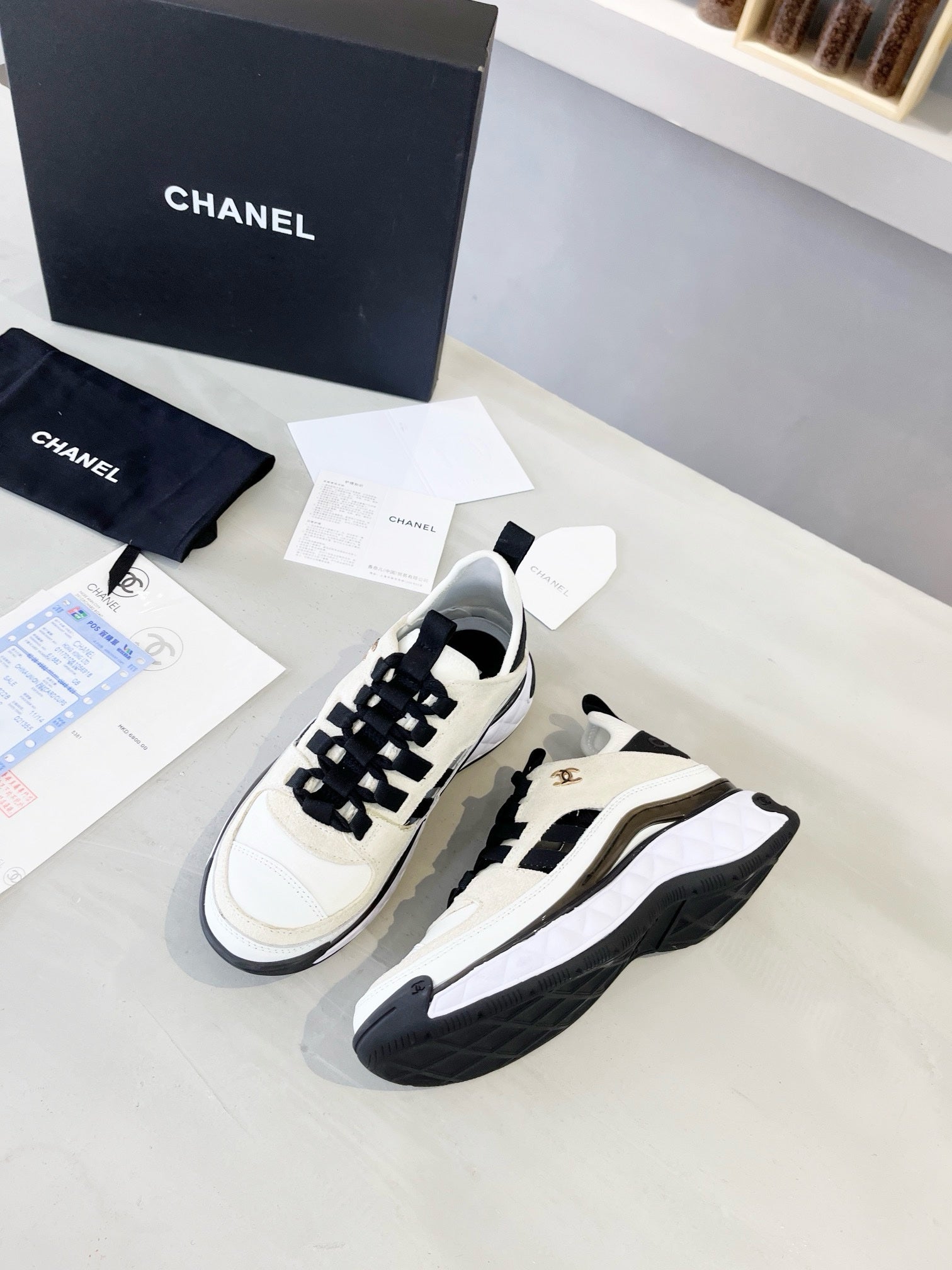 SNEAKERS CHANEL CRÈME