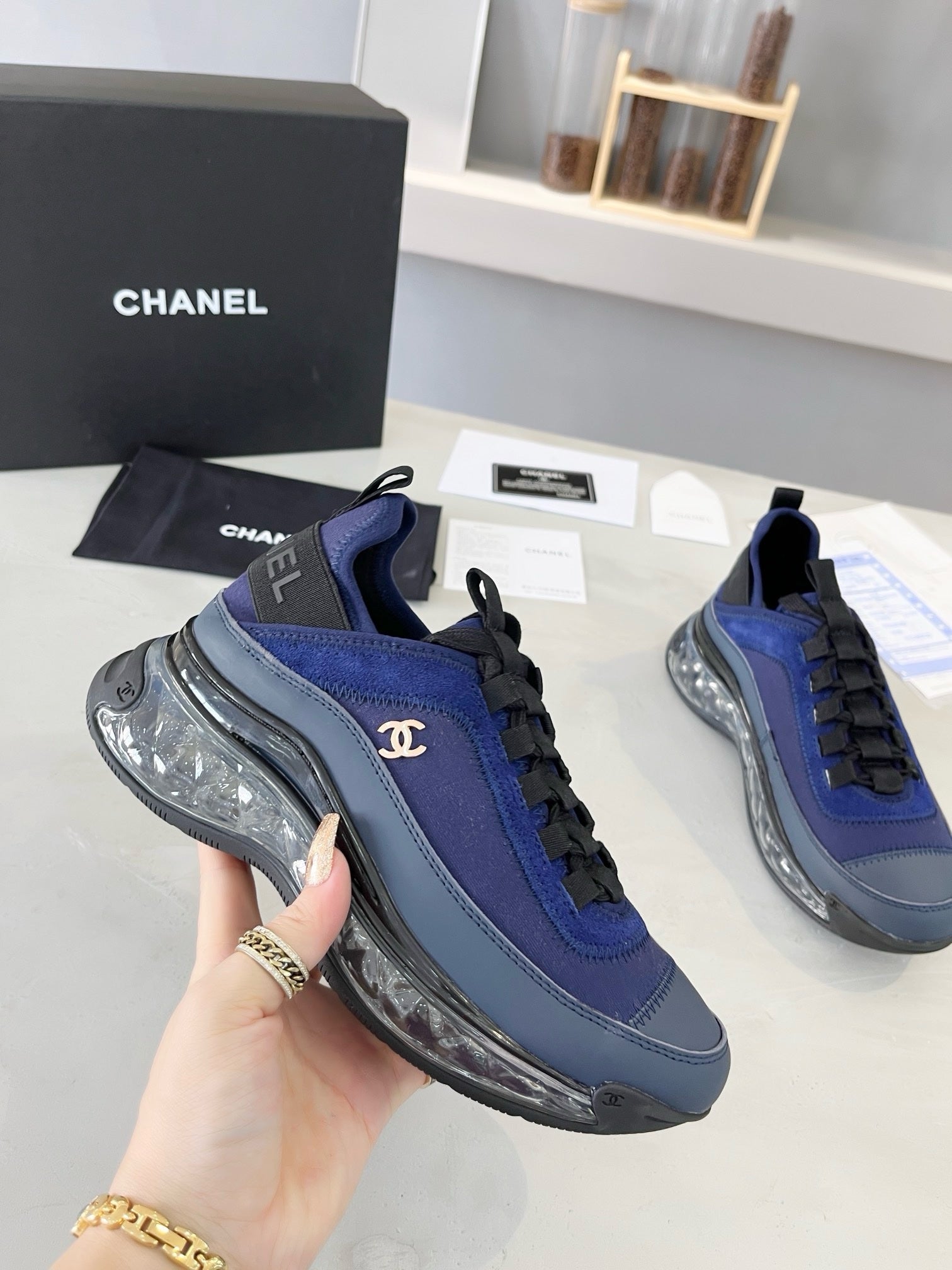 SNEAKERS CHANEL BLEU