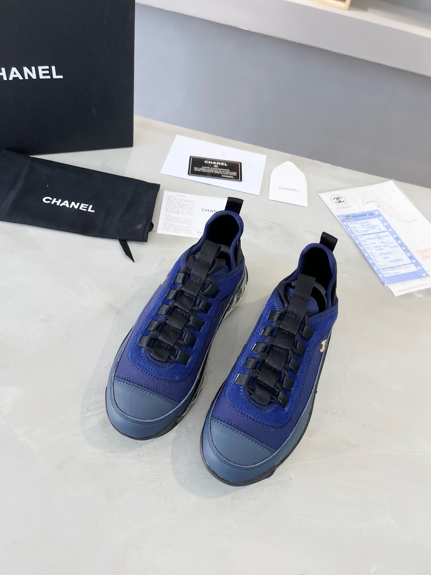 SNEAKERS CHANEL BLEU