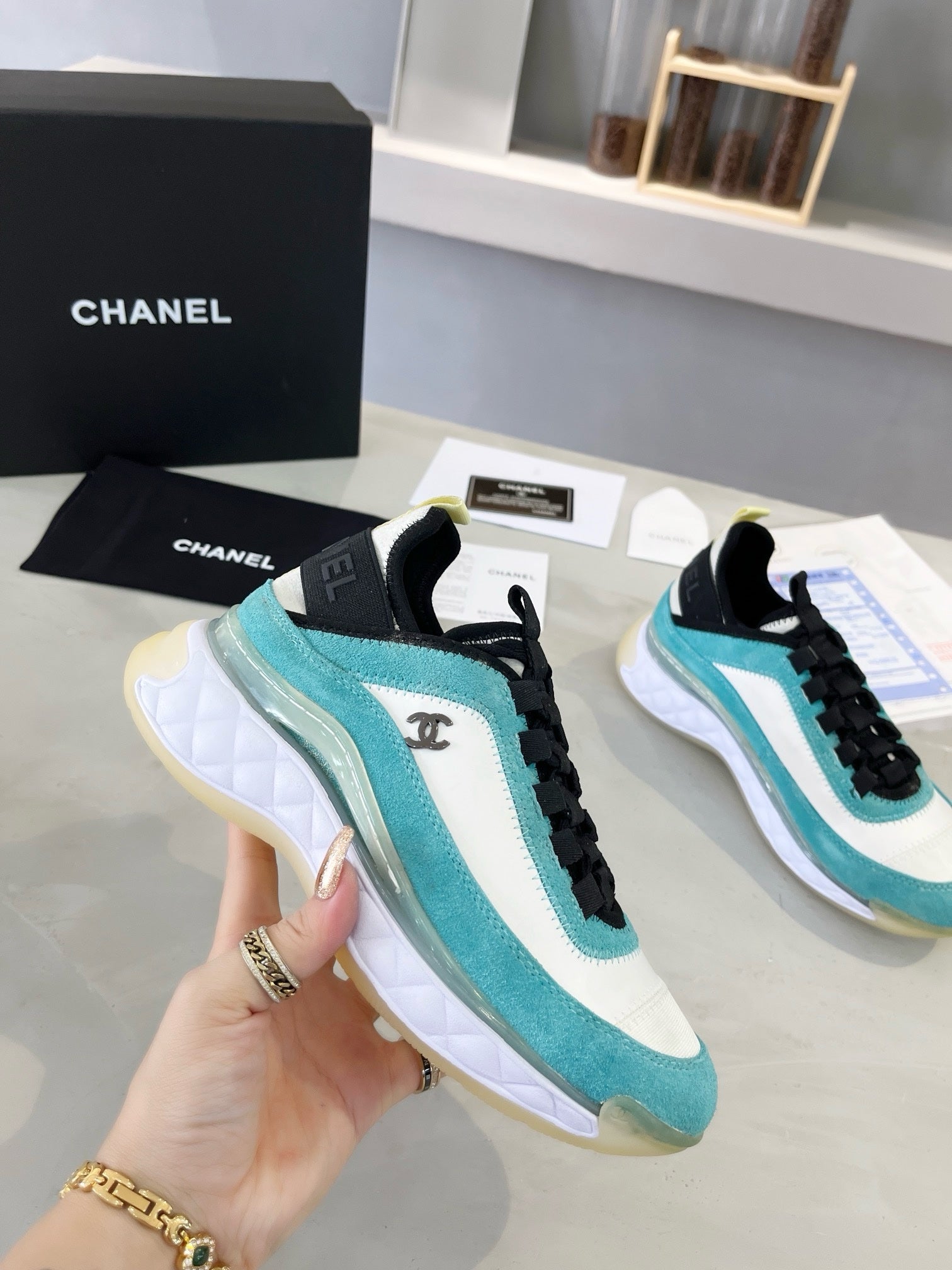 SNEAKERS CHANEL BLEU