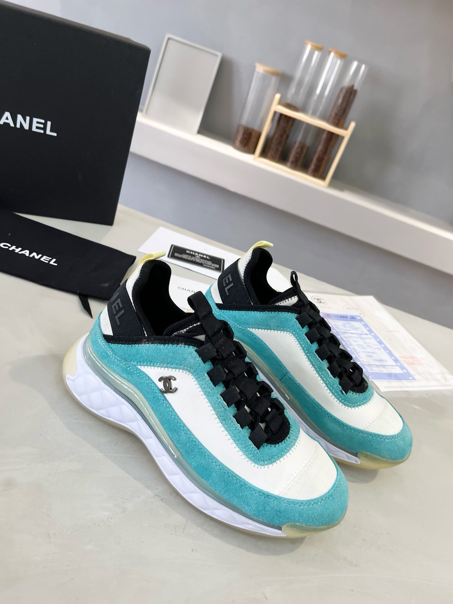 SNEAKERS CHANEL BLEU