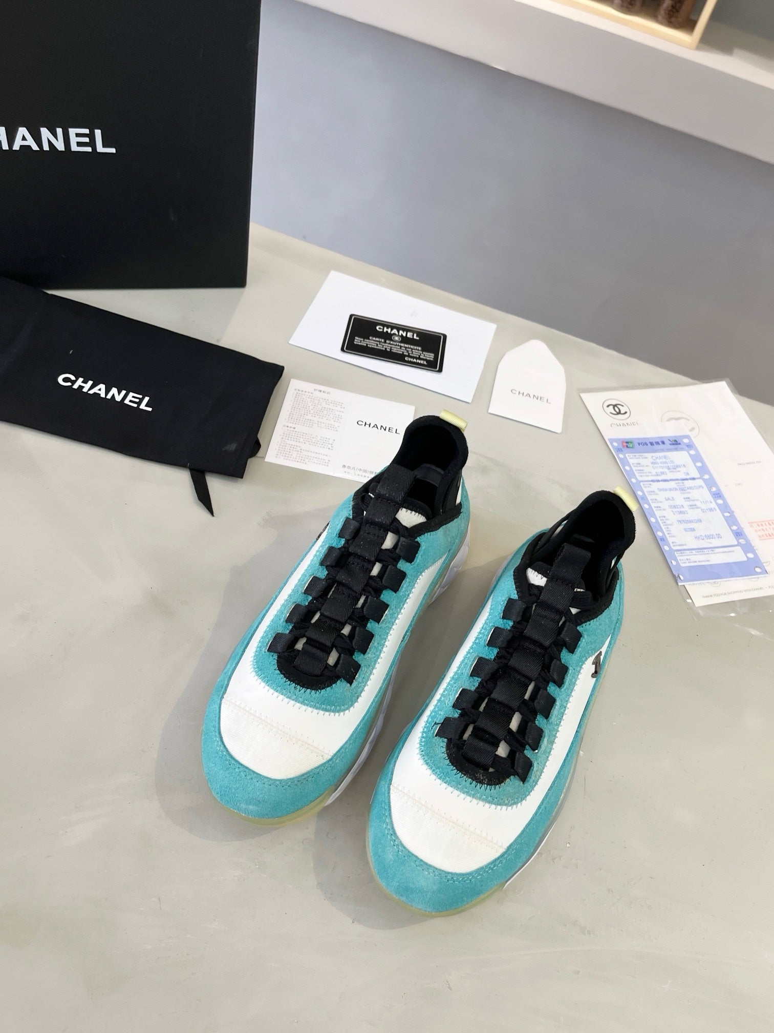SNEAKERS CHANEL BLEU