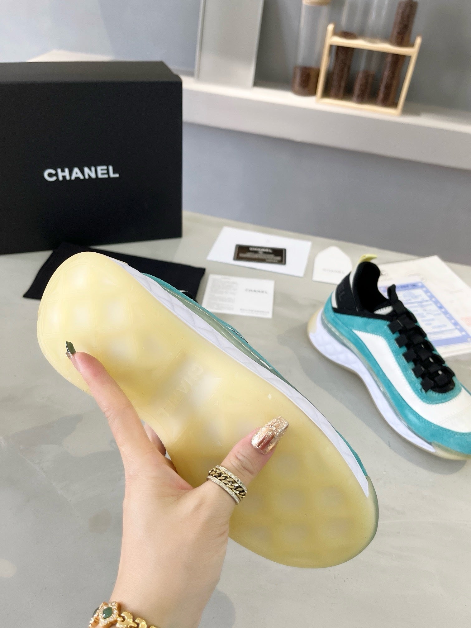 SNEAKERS CHANEL BLEU