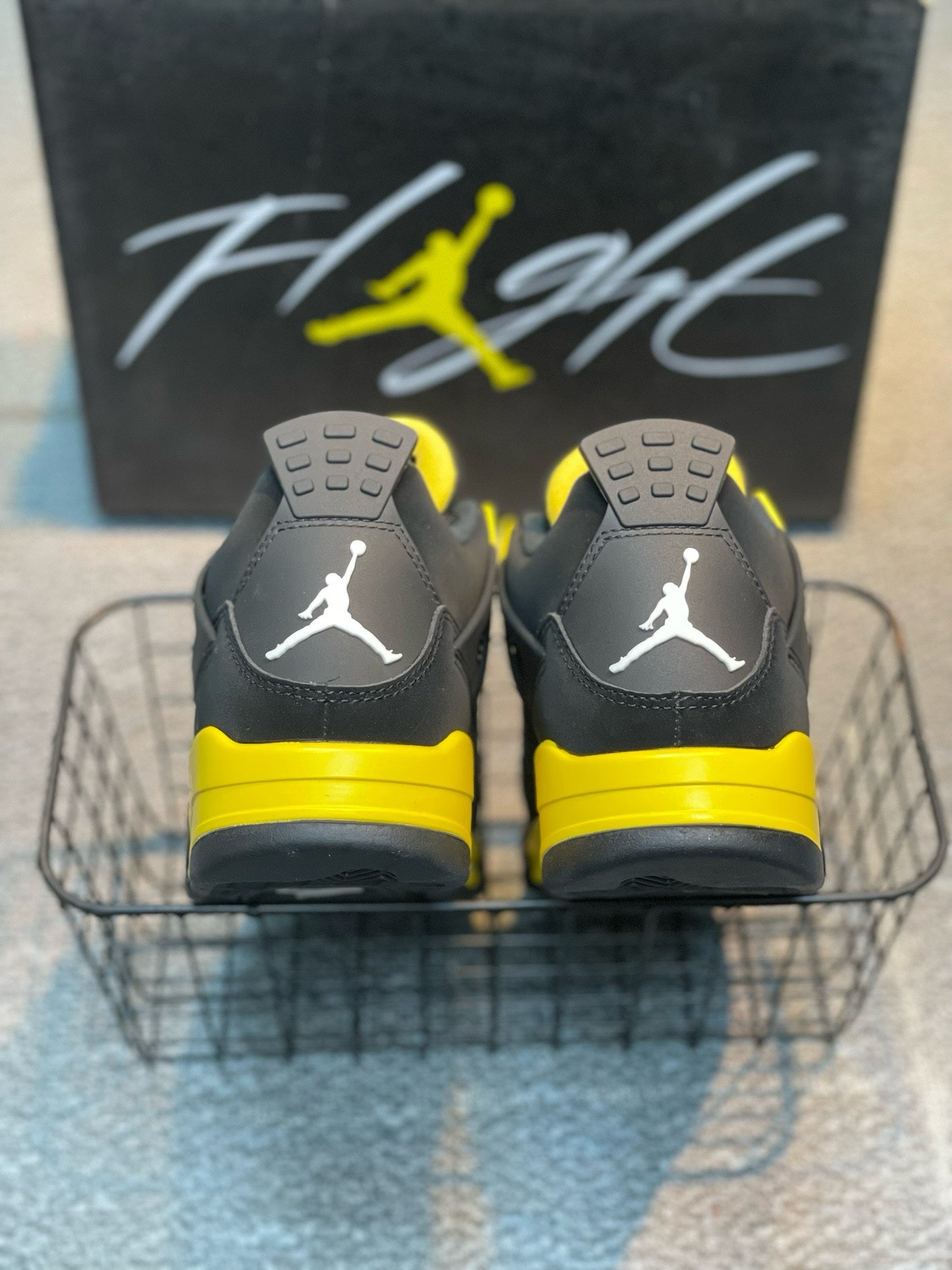 SNEAKERS AIR JORDAN 4 THUNDER