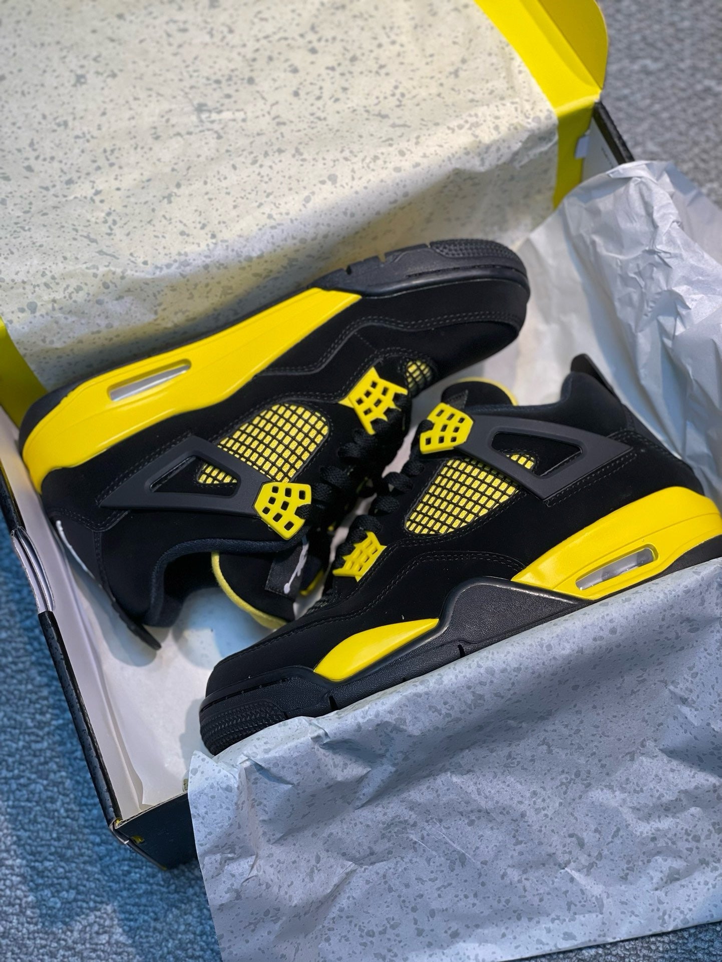 SNEAKERS AIR JORDAN 4 THUNDER