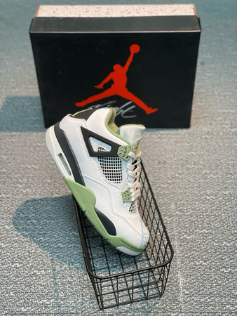SNEAKERS AIR JORDAN 4 SEAFOAM