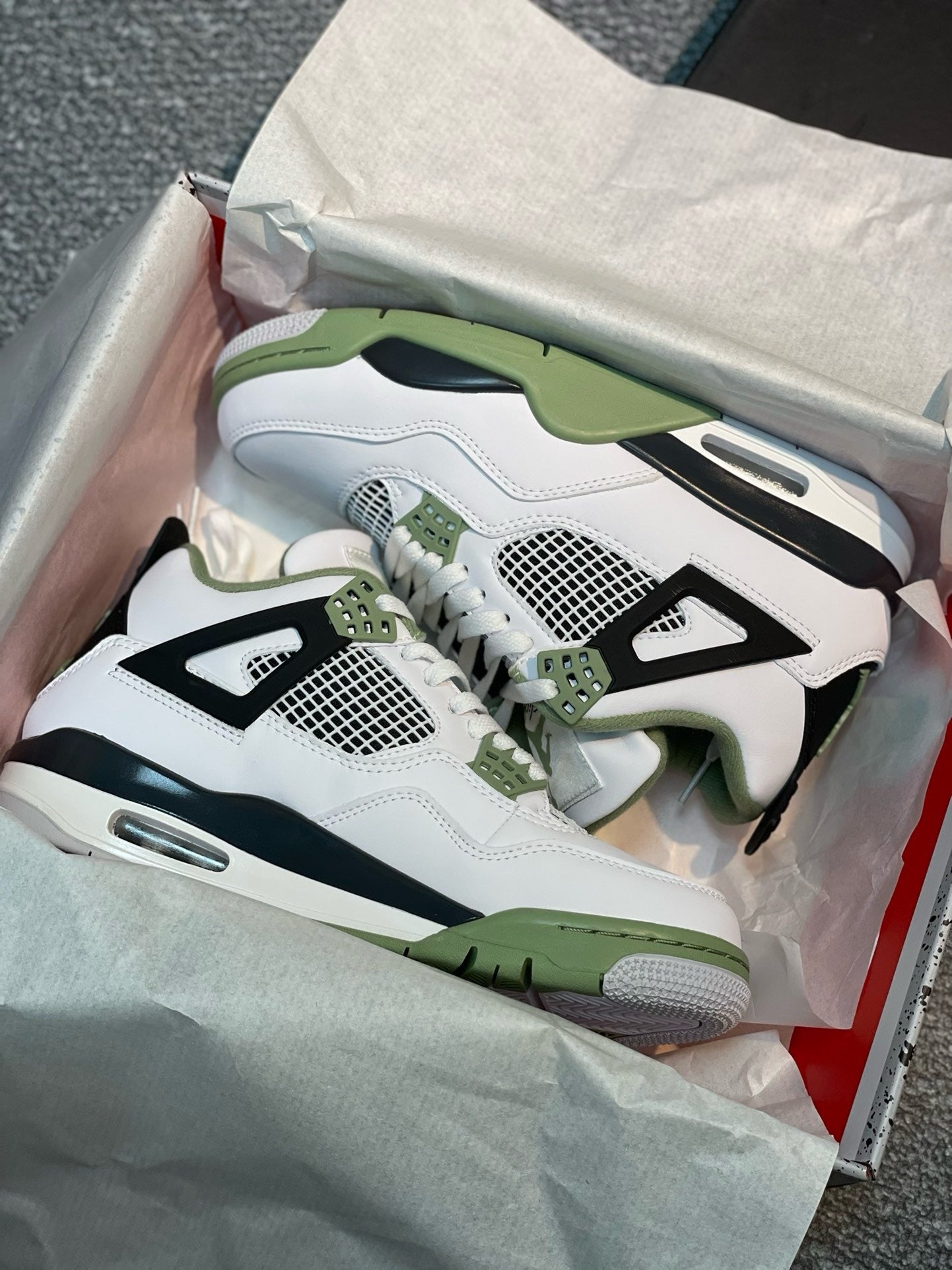 SNEAKERS AIR JORDAN 4 SEAFOAM