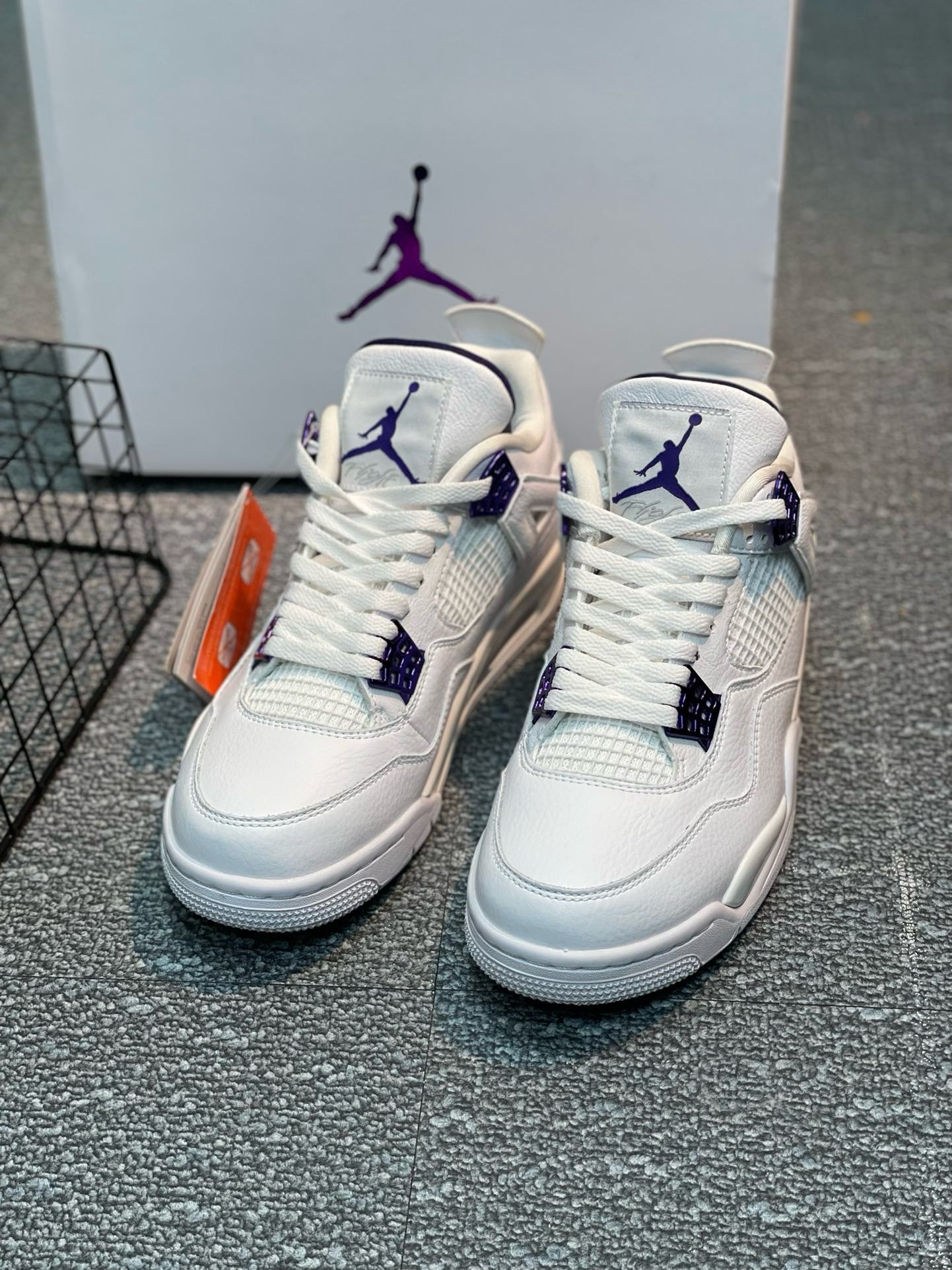 SNEAKERS AIR JORDAN 4 METALLIC PURPLE