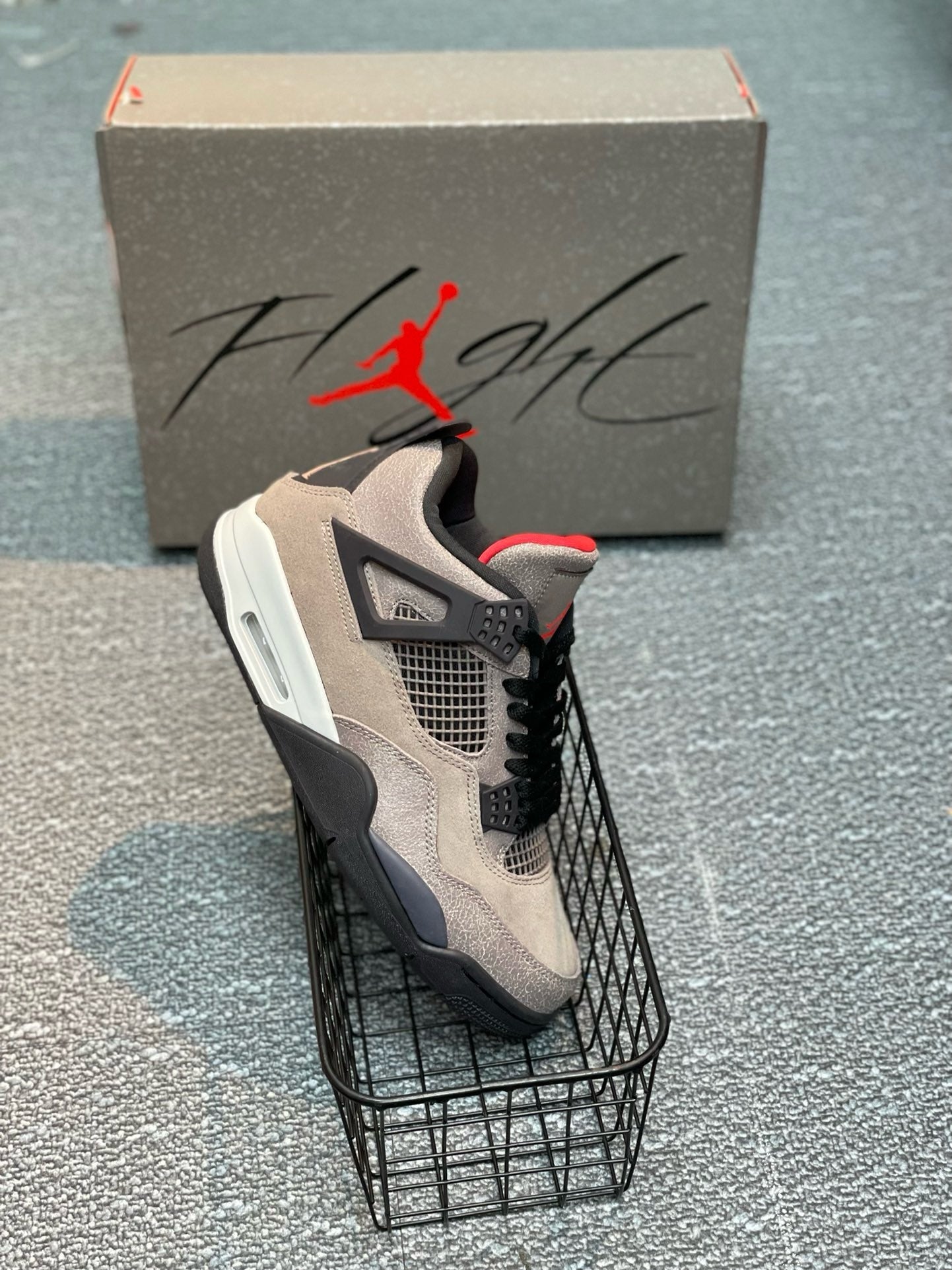 SNEAKERS AIR JORDAN 4 TAUPE