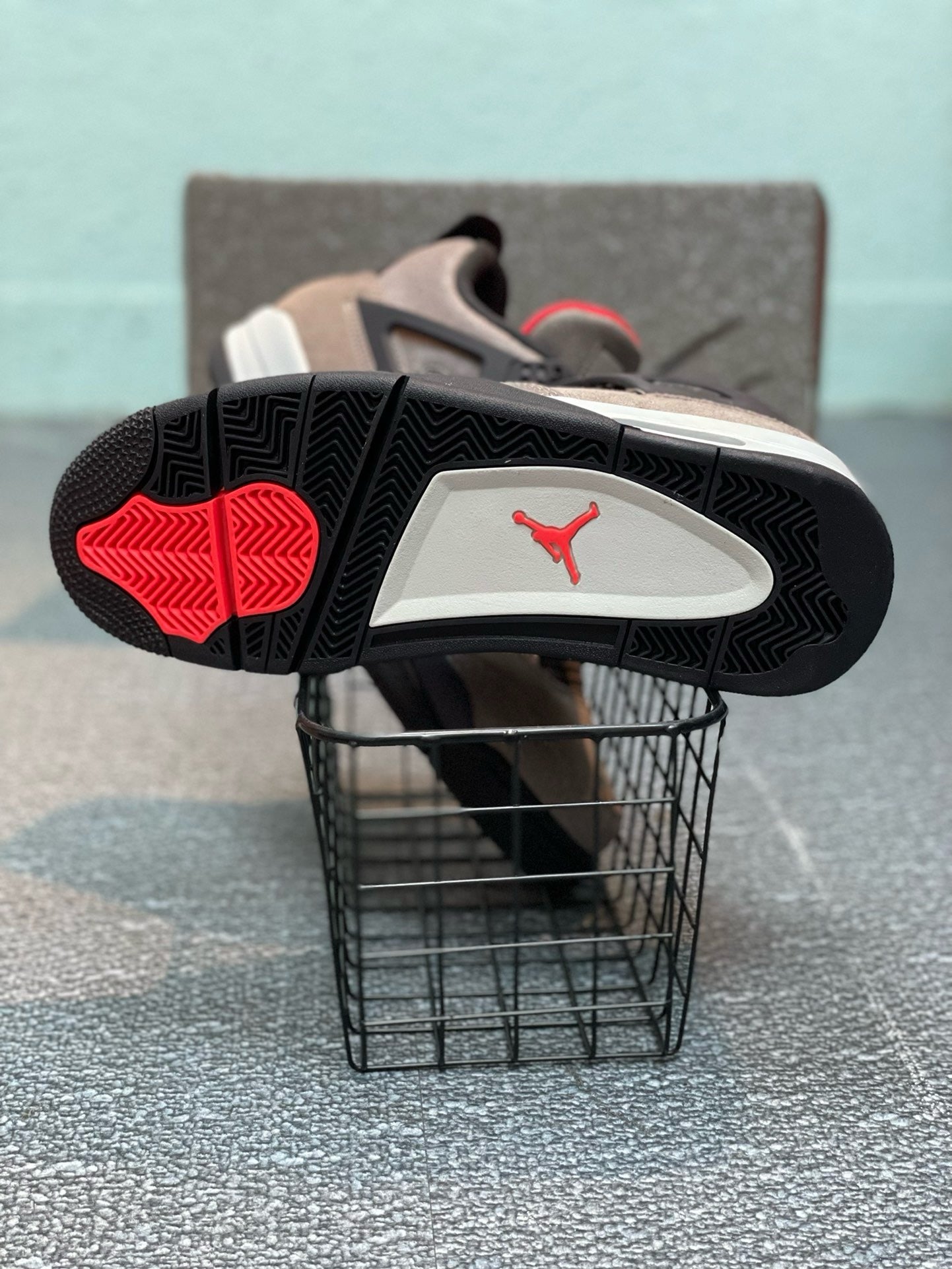 SNEAKERS AIR JORDAN 4 TAUPE