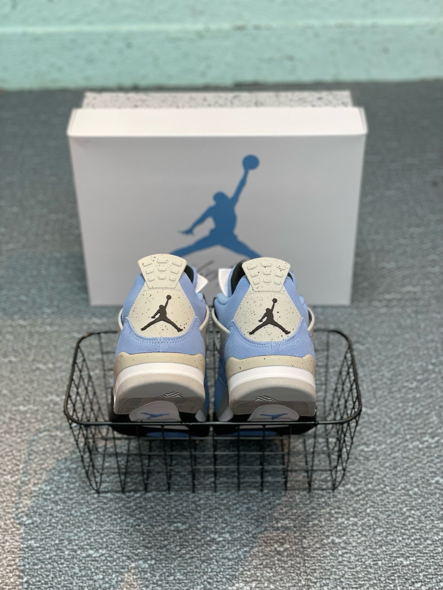 SNEAKERS AIR JORDAN 4 UNIVERSITY BLUE