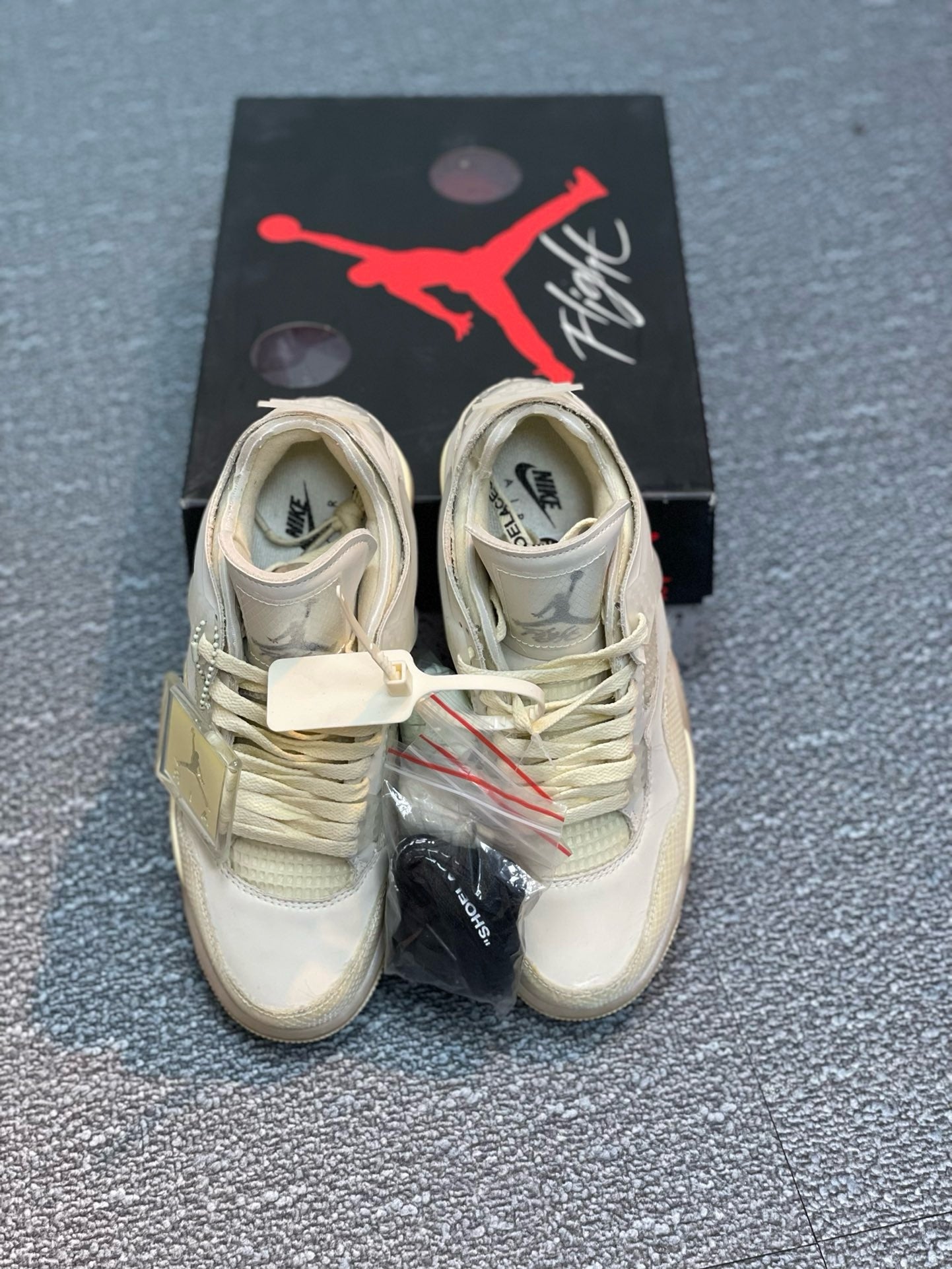 SNEAKERS AIR JORDAN 4 OFF WHITE SAIL