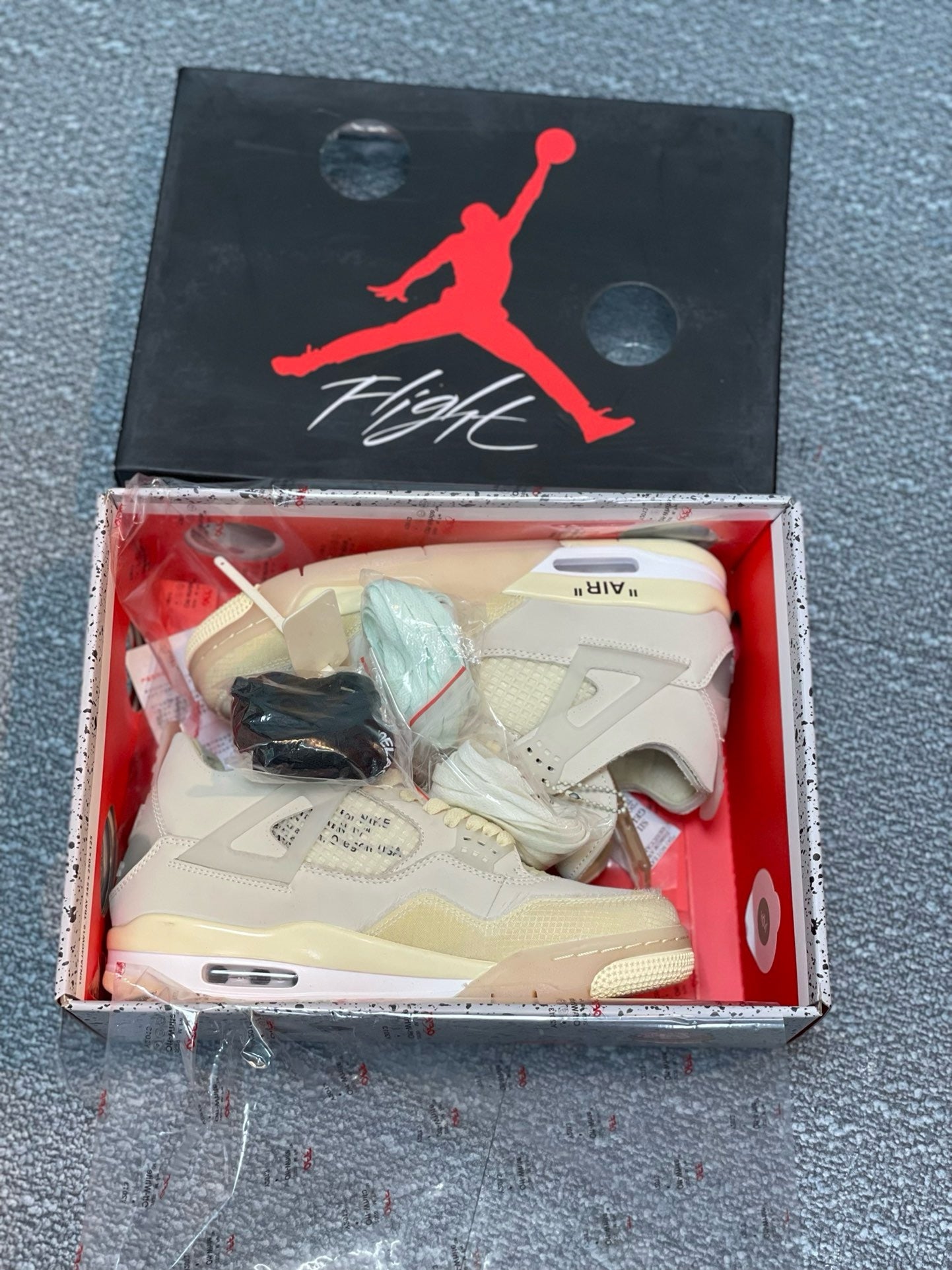 SNEAKERS AIR JORDAN 4 OFF WHITE SAIL