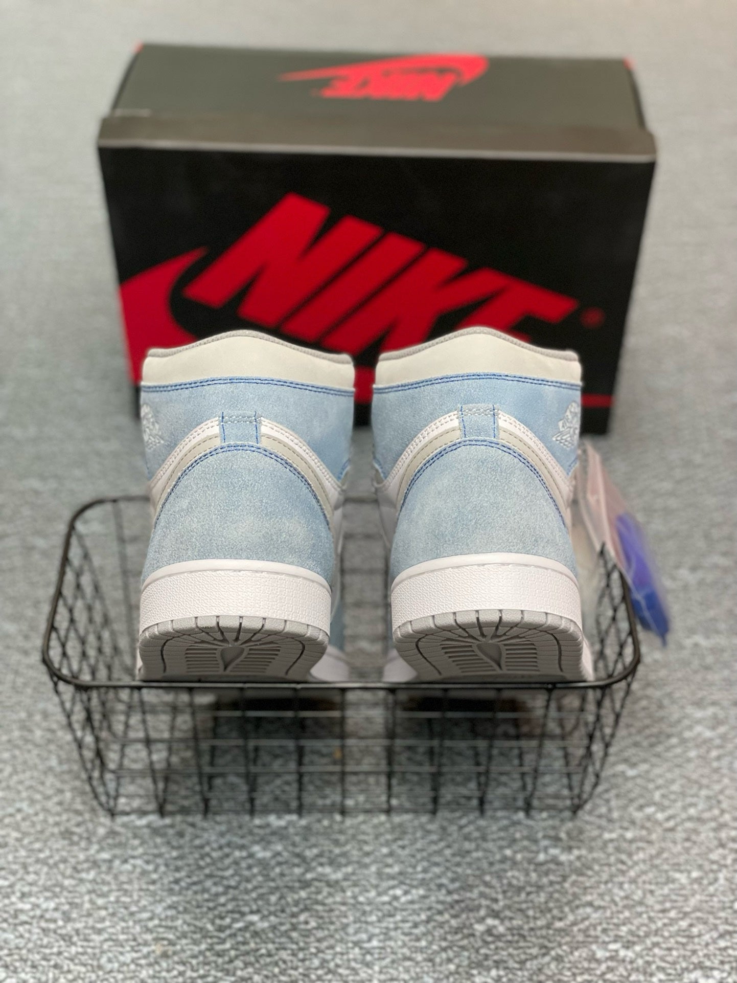 SNEAKERS AIR JORDAN 1 HIGH HYPER ROYAL