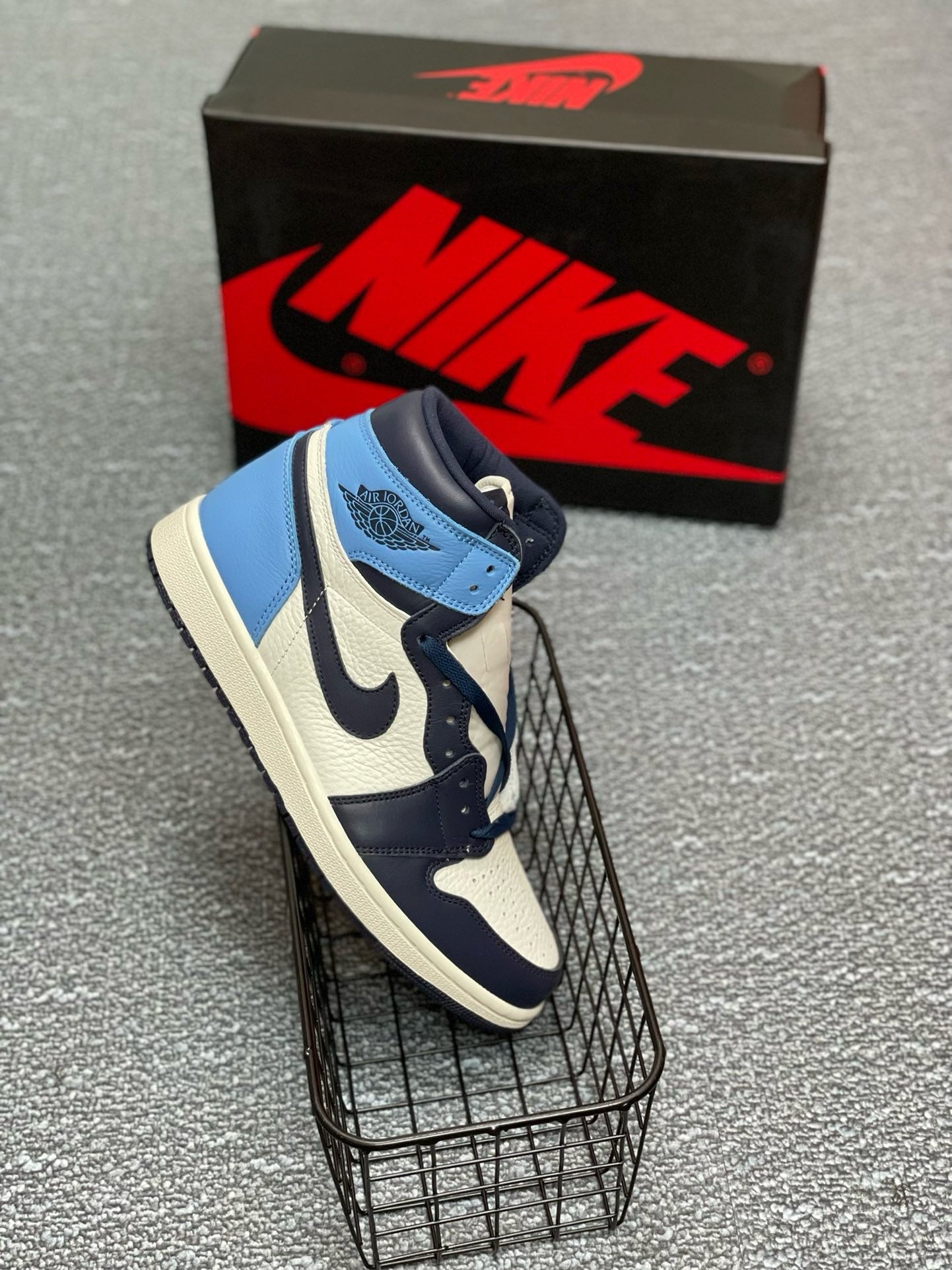 SNEAKERS AIR JORDAN 1 HIGH OBSIDIAN