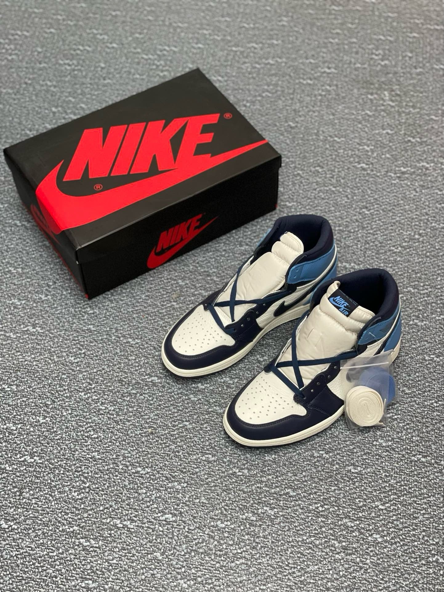 SNEAKERS AIR JORDAN 1 HIGH OBSIDIAN