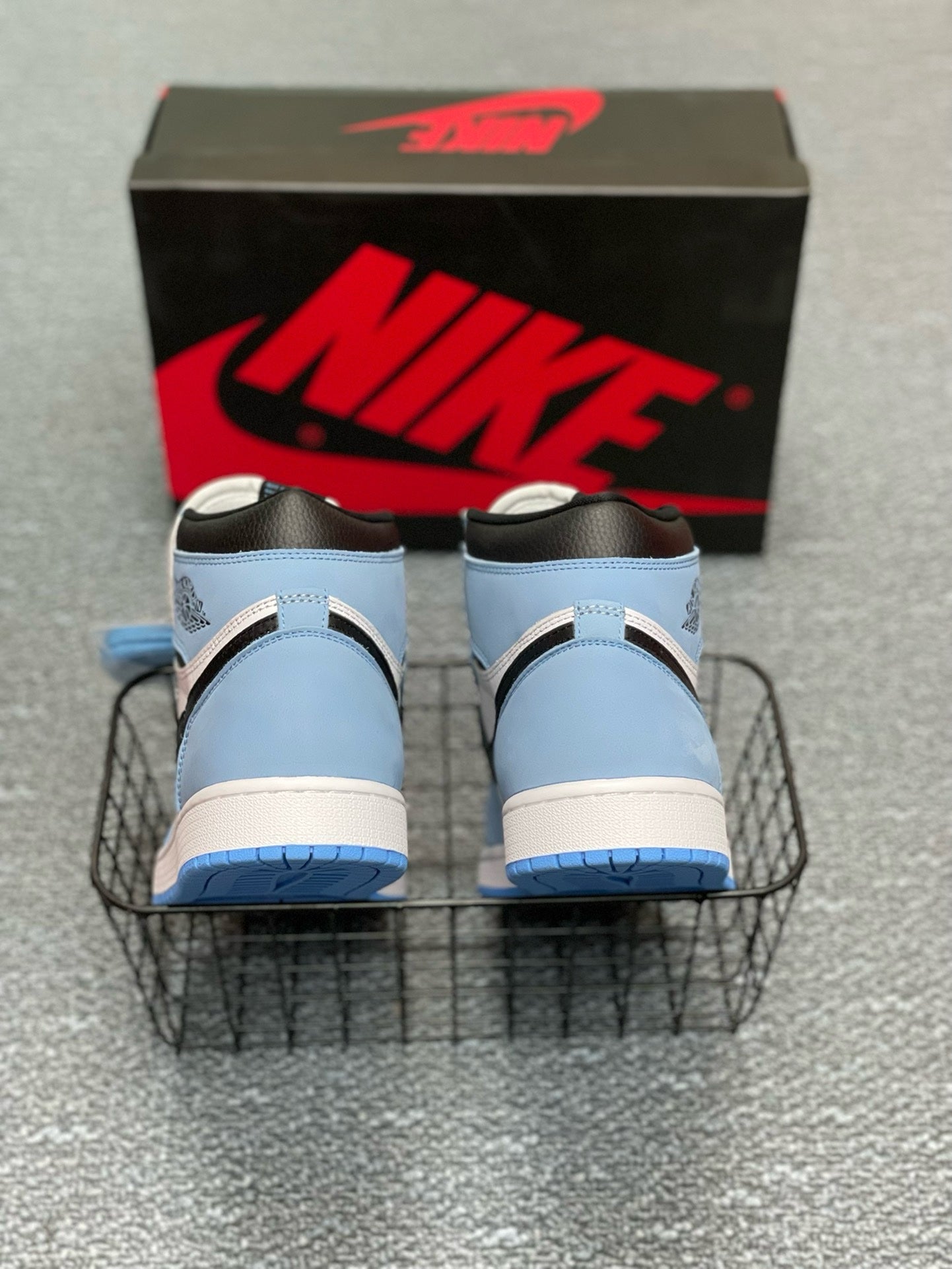 SNEAKERS AIR JORDAN 1 HIGH UNIVERSITY BLUE