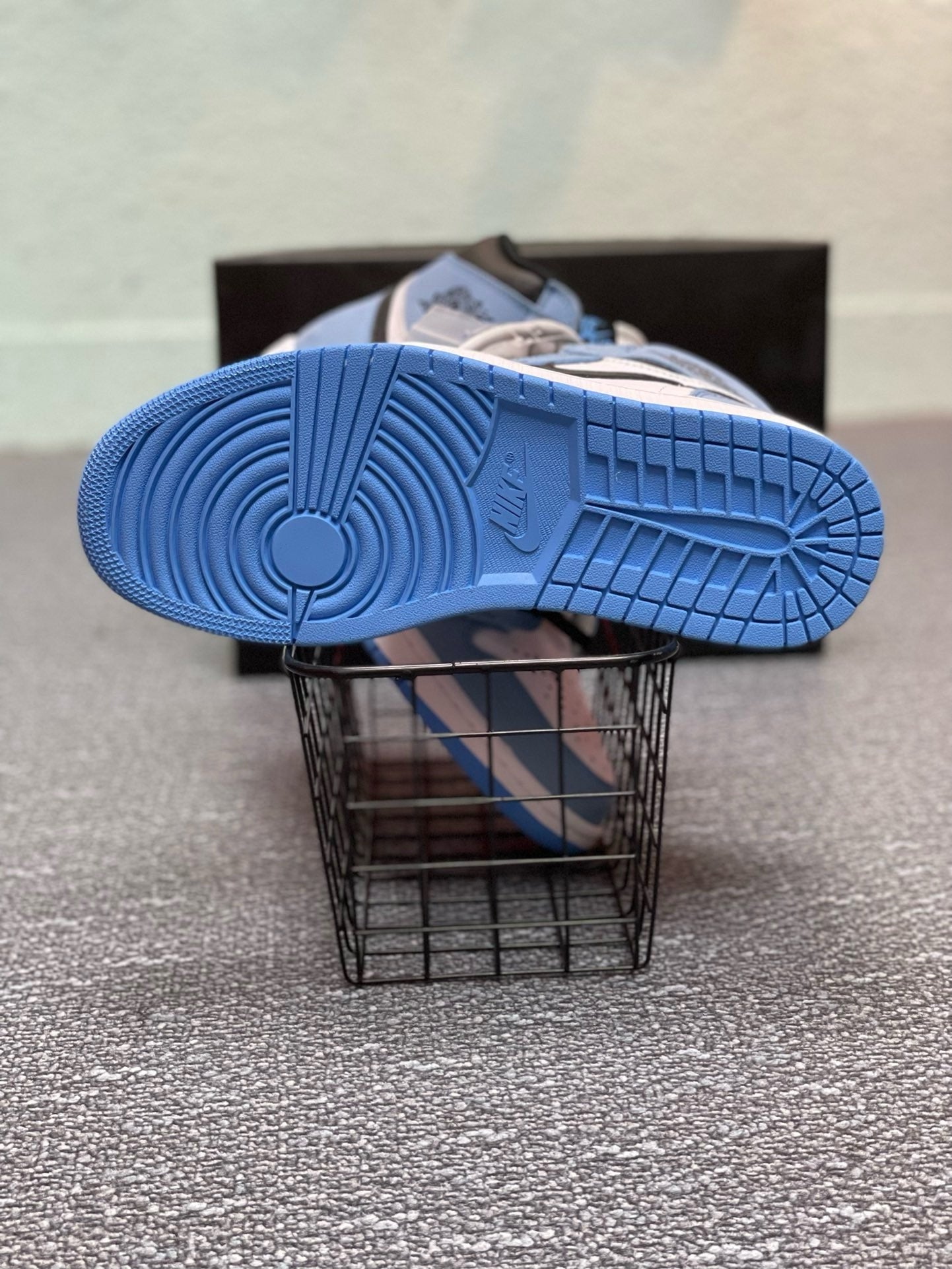 SNEAKERS AIR JORDAN 1 HIGH UNIVERSITY BLUE