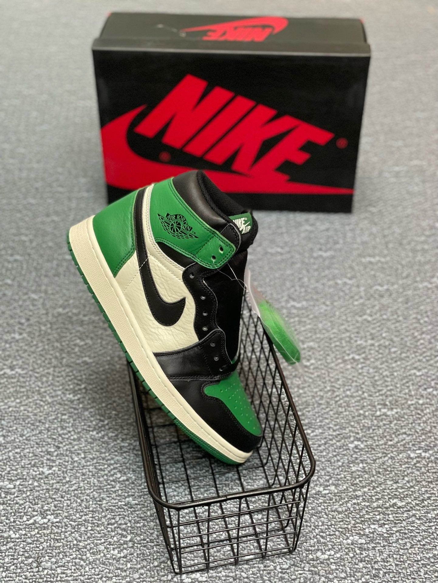 SNEAKERS AIR JORDAN 1 HIGH LUCKY GREEN