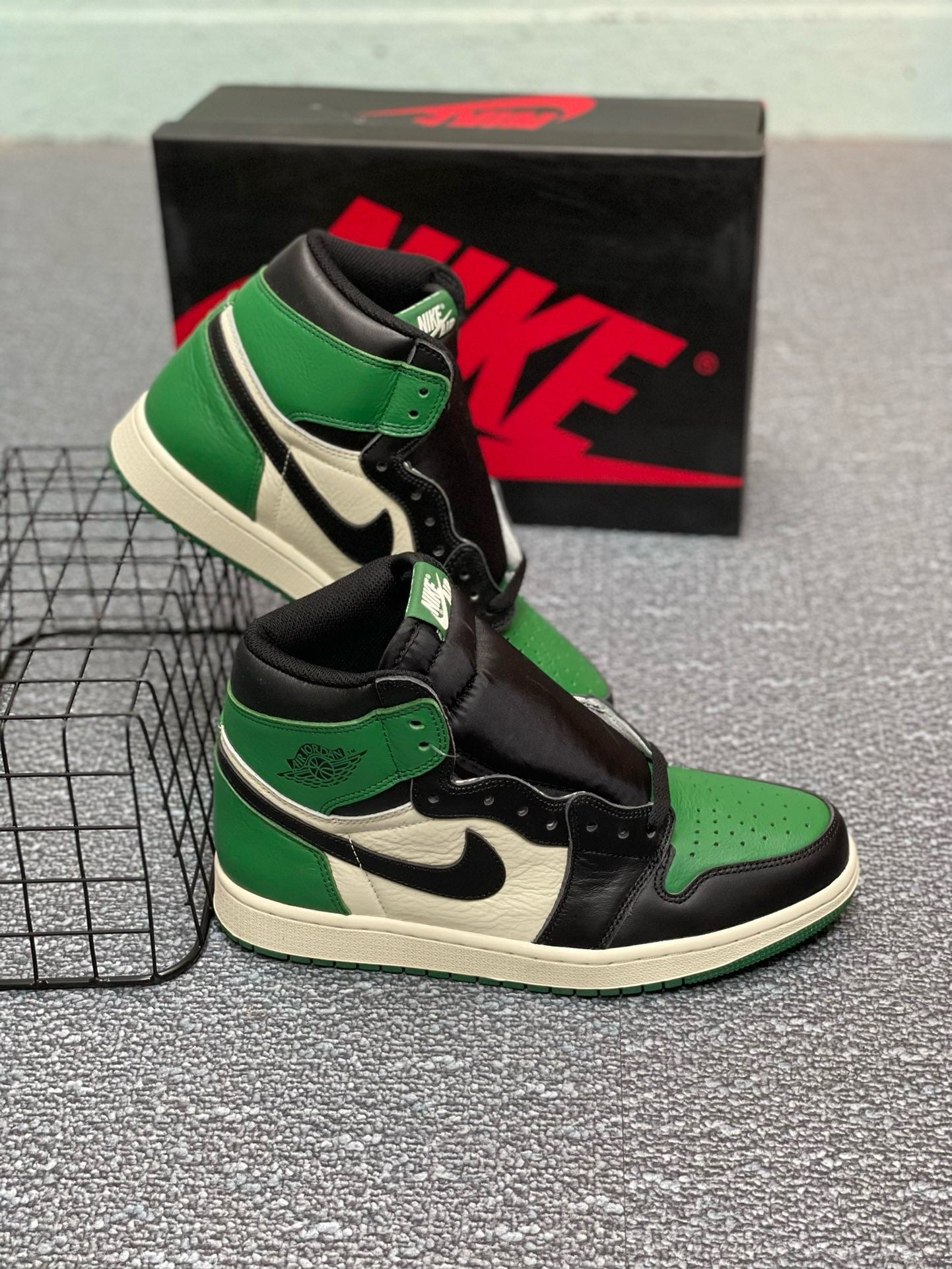 SNEAKERS AIR JORDAN 1 HIGH LUCKY GREEN