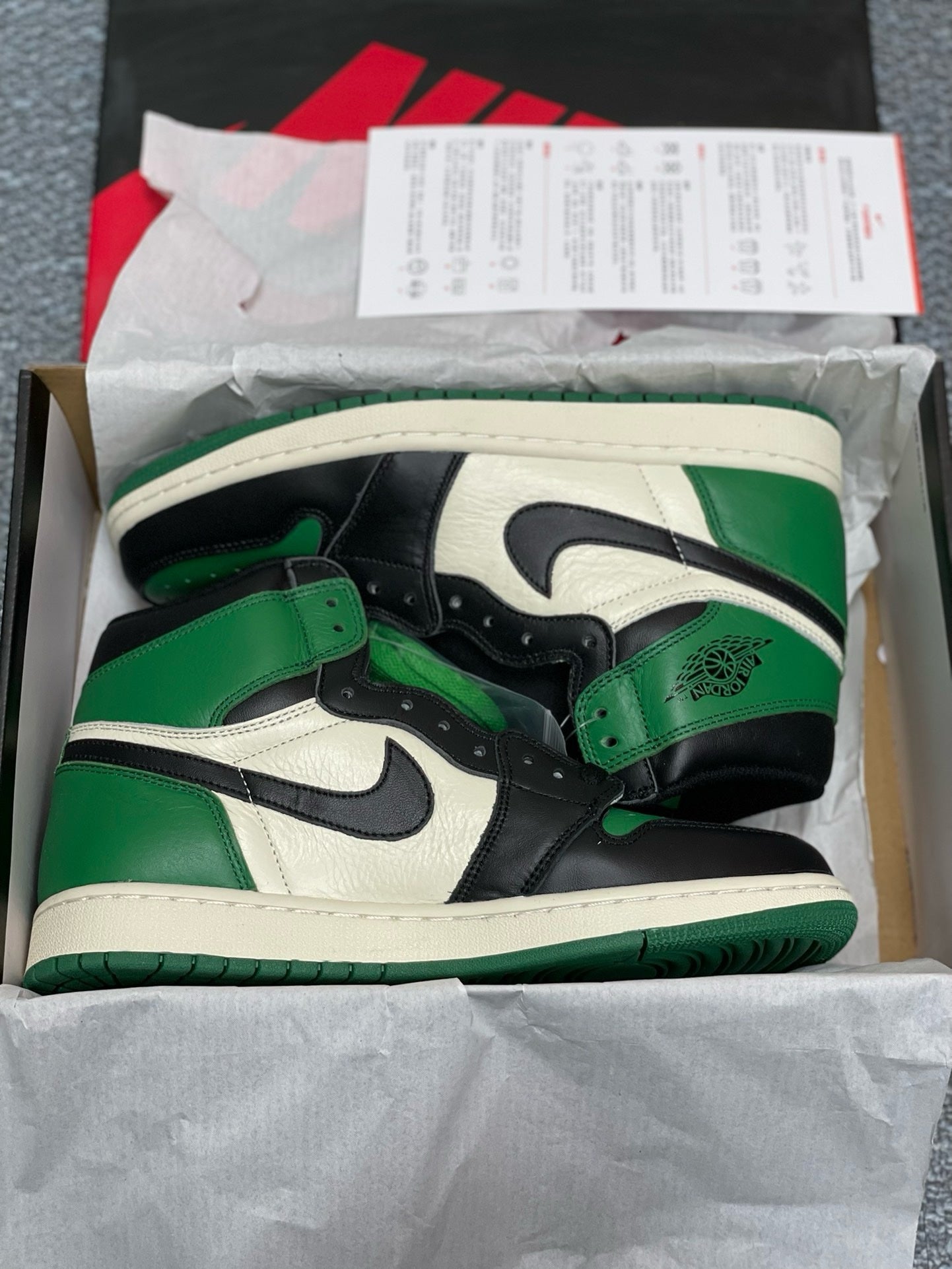 SNEAKERS AIR JORDAN 1 HIGH LUCKY GREEN