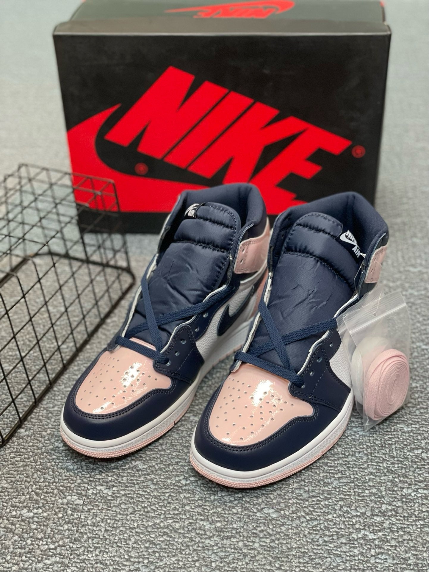 SNEAKERS AIR JORDAN 1 HIGH ROSE