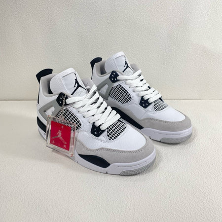 SNEAKERS AIR JORDAN 4 MILITARY BLACK