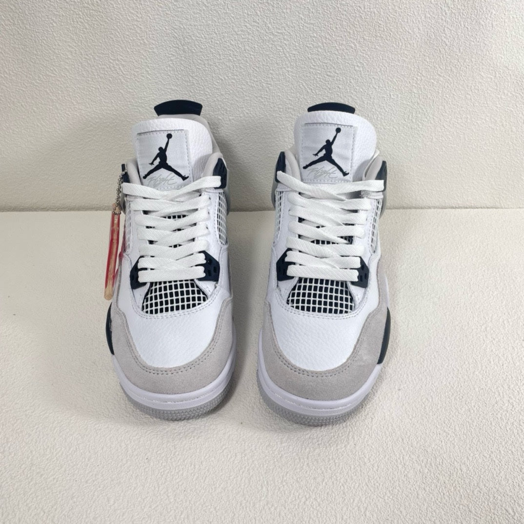 SNEAKERS AIR JORDAN 4 MILITARY BLACK